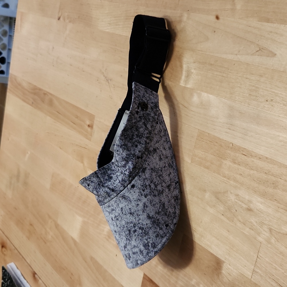 Lululemon Visor